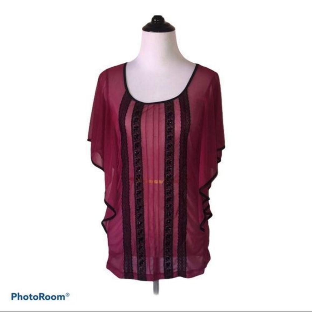 5/$30 🎈 Maurices‎ women’s Medium sheer lace flutter sleeve blouse